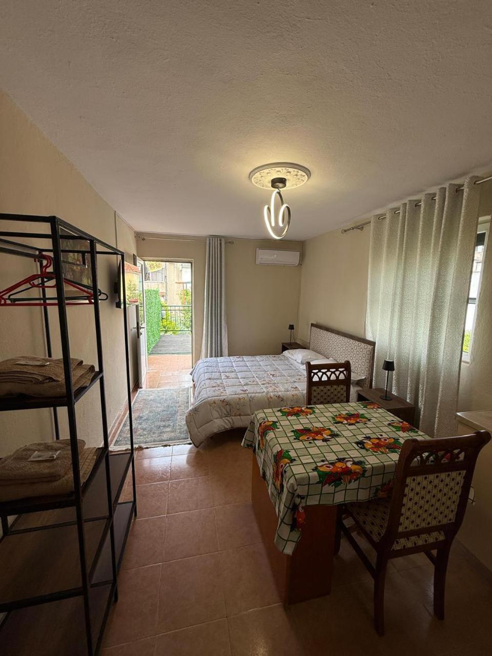 Shkodra Guest House 2 Dış mekan fotoğraf